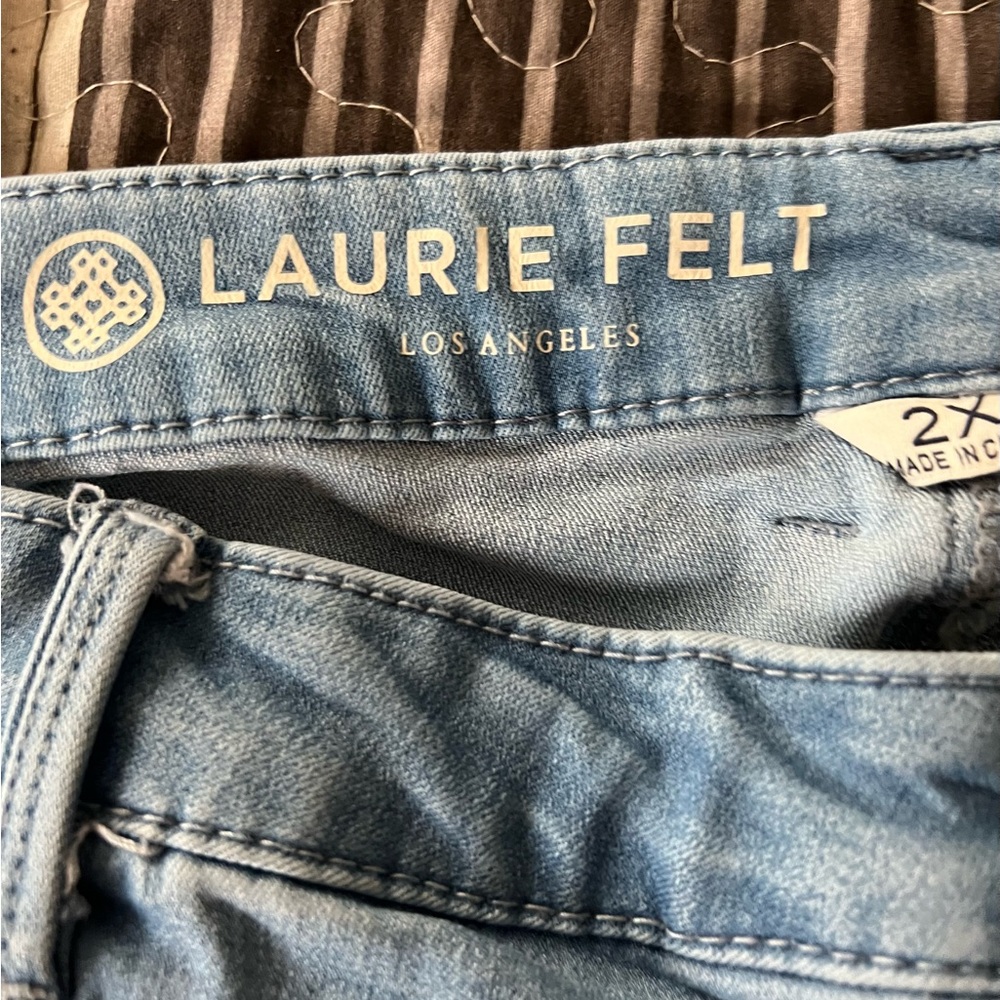 SOLD - Picture 3 of 7